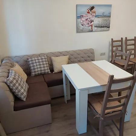 Apartment делукс 2