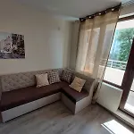 Apartament делукс 2 Burgas City