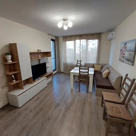 делукс 2 *